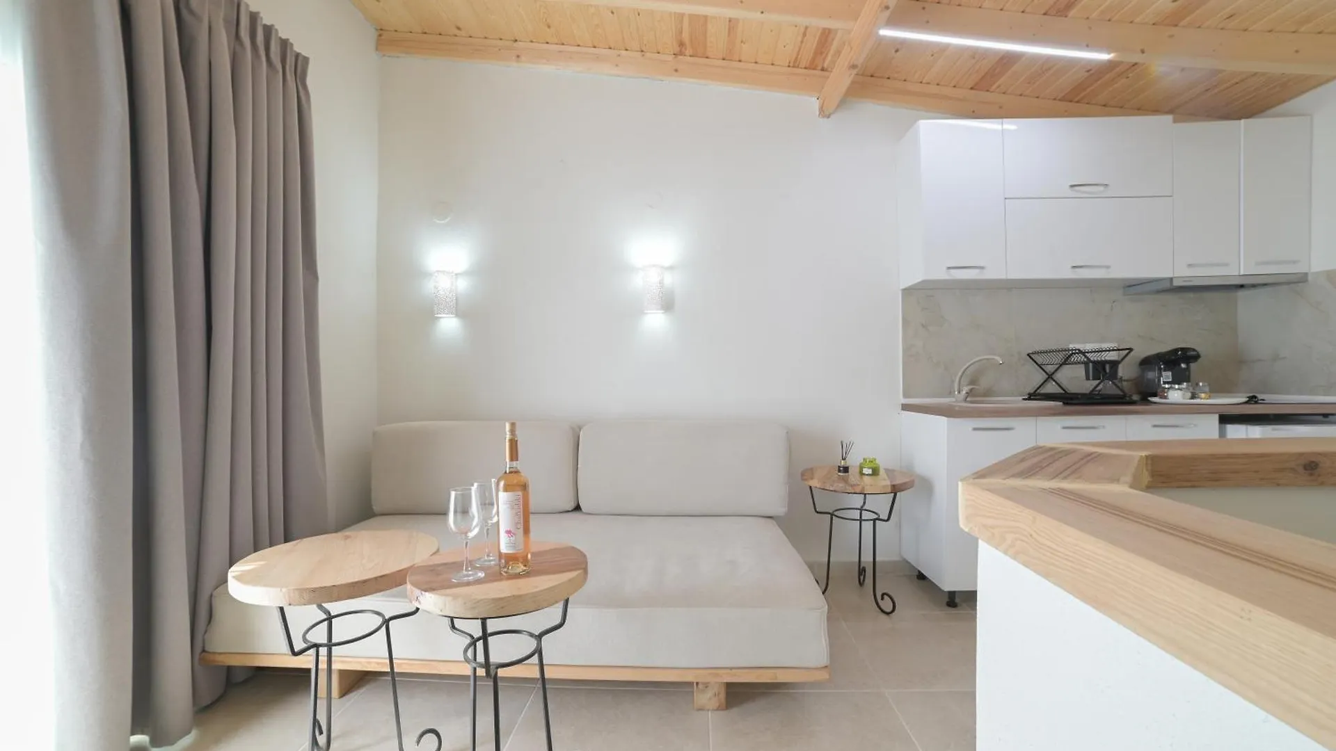 בית נופש הוילה נאה פוטידאה Sunset View House In Halkidiki